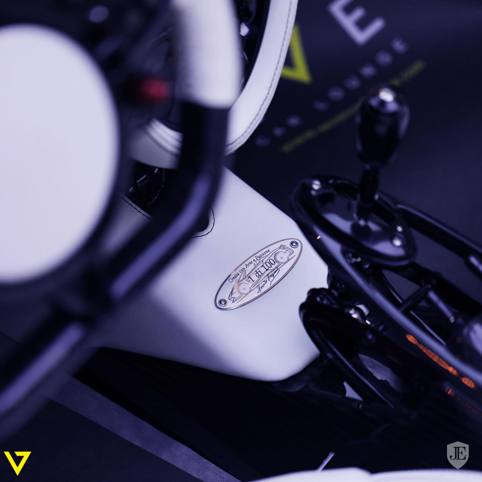 Xe có ký hiệu 1di100