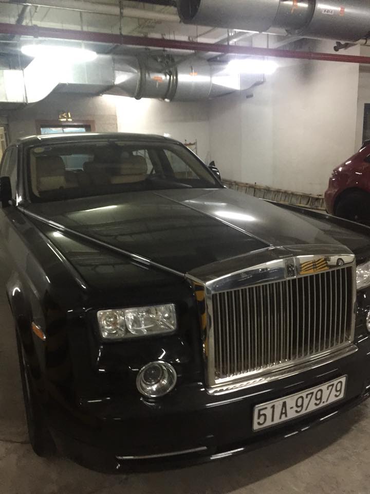 Rolls-Royce Phantom biển kiểm soát Sài thành với 4 số cuối là cặp thần tài lớn