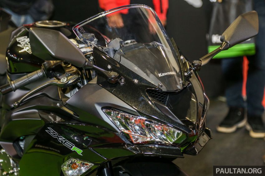 Đầu xe Kawasaki Ninja ZX-6R