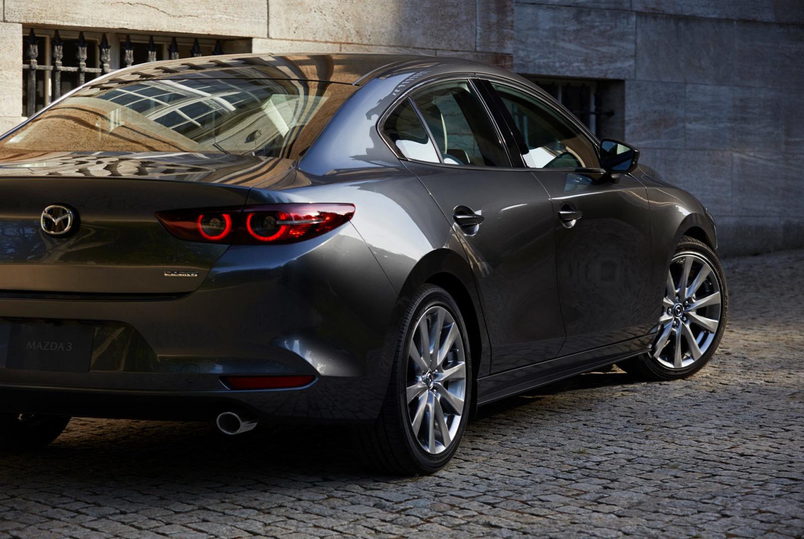 Mazda3 2019 động cơ xăng SkyActiv-X chạy bằng xăng nhưng có thể đánh lửa như máy dầu Mazda3 2019 động cơ xăng SkyActiv-X chạy bằng xăng nhưng có thể đánh lửa như máy dầu