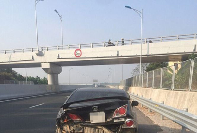 Chiếc ô tô Honda bị Kia K3 đâm từ phía sau