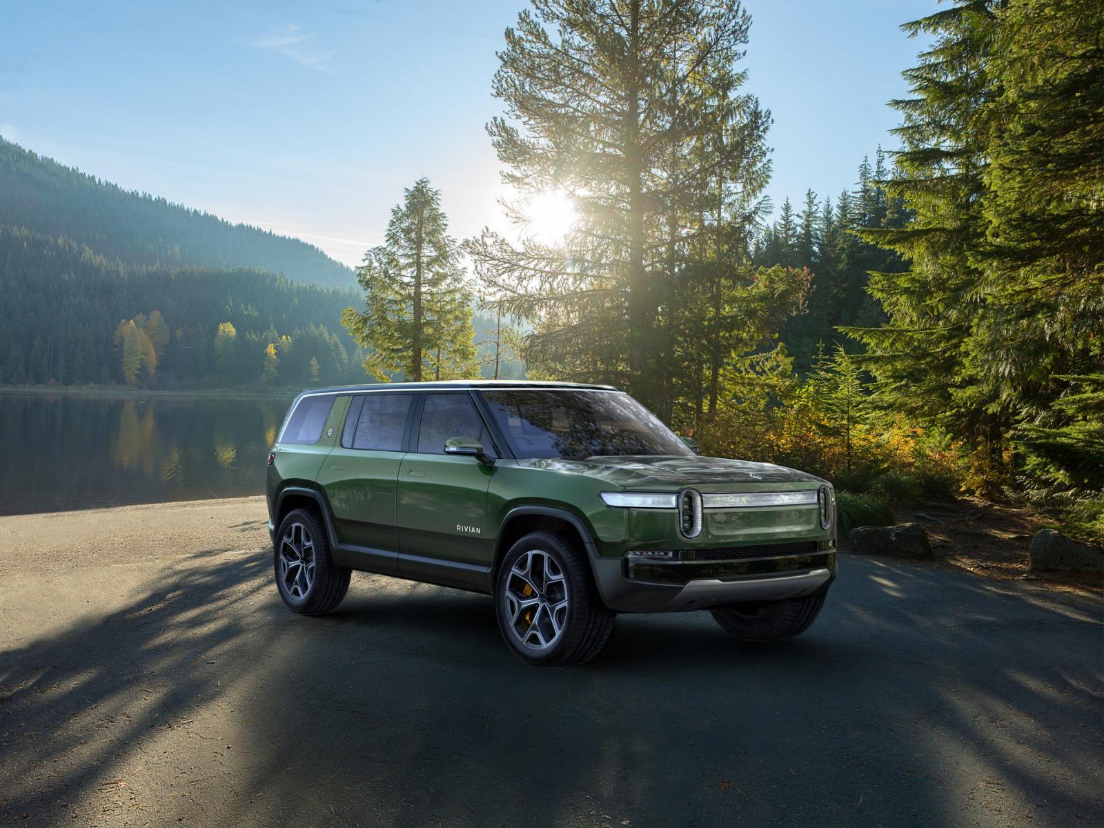 Rivian R1S - SUV 7 chỗ sở hữu công suất hơn 700 mã lực và màn hình giải
