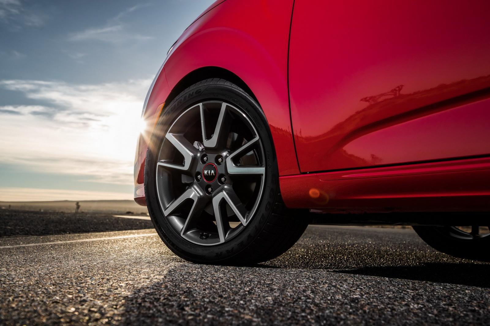 Bộ vành hợp kim 5 chấu kép của Kia Soul GT-Line 2020