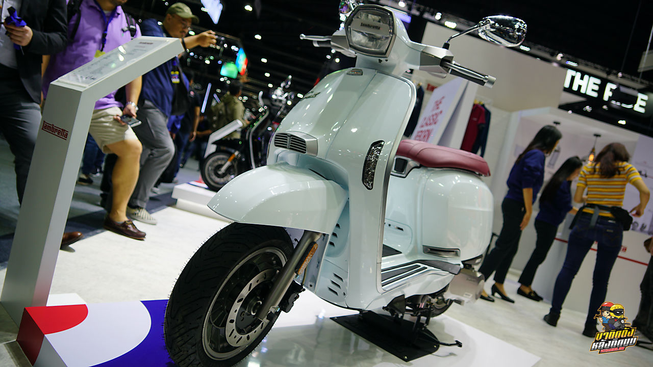 Lambretta V-Special được ra mắt tại Thái Lan phiên bản màu trắng xinh đẹp