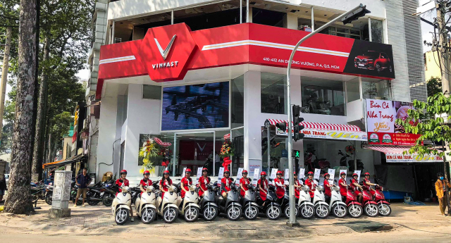 Showroom Vinfast của Maxmotor tại Sài Gòn