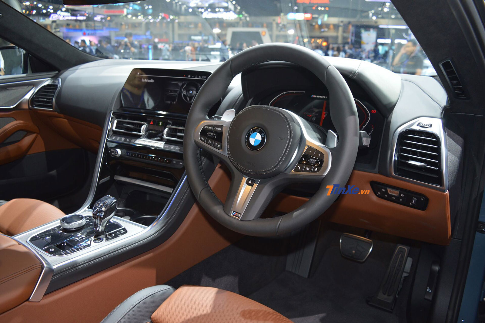 Nội thất bên trong BMW 8-Series Coupe 2019