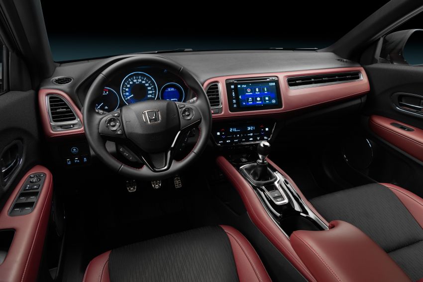 Trang bị khoang lái của Honda HR-V Sport