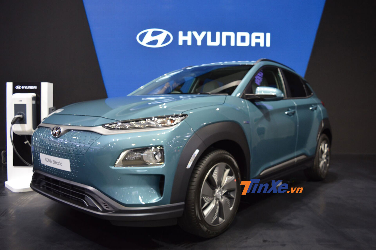 Hyundai Kona Electric được bổ sung 2 hốc gió trên cản trước Hyundai Kona Electric được bổ sung 2 hốc gió trên cản trước