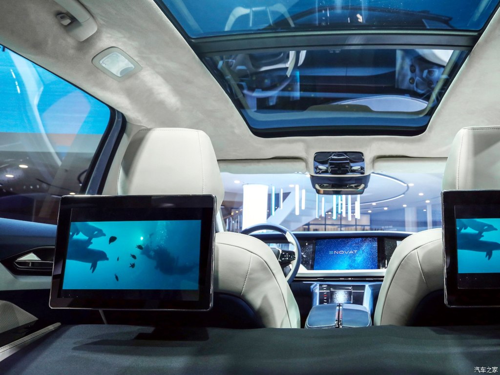 Enovate ME7 có 2 màn hình giải trí đằng sau và cửa sổ trời cực rộng Enovate ME7 có 2 màn hình giải trí đằng sau và cửa sổ trời cực rộng