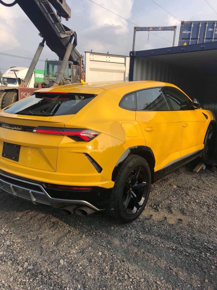 Chiếc Lamborghini Urus thứ 3 đã có mặt tại Việt Nam dưd