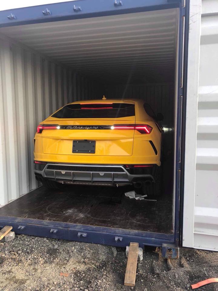 Chiếc Lamborghini Urus thứ 3 đã có mặt tại Việt Nam edwedw