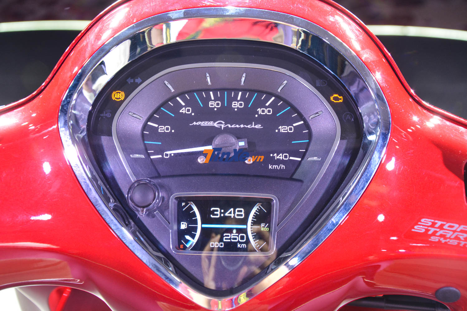 Đồng hồ tích hợp màn hình màu TFT Đồng hồ tích hợp màn hình màu TFT