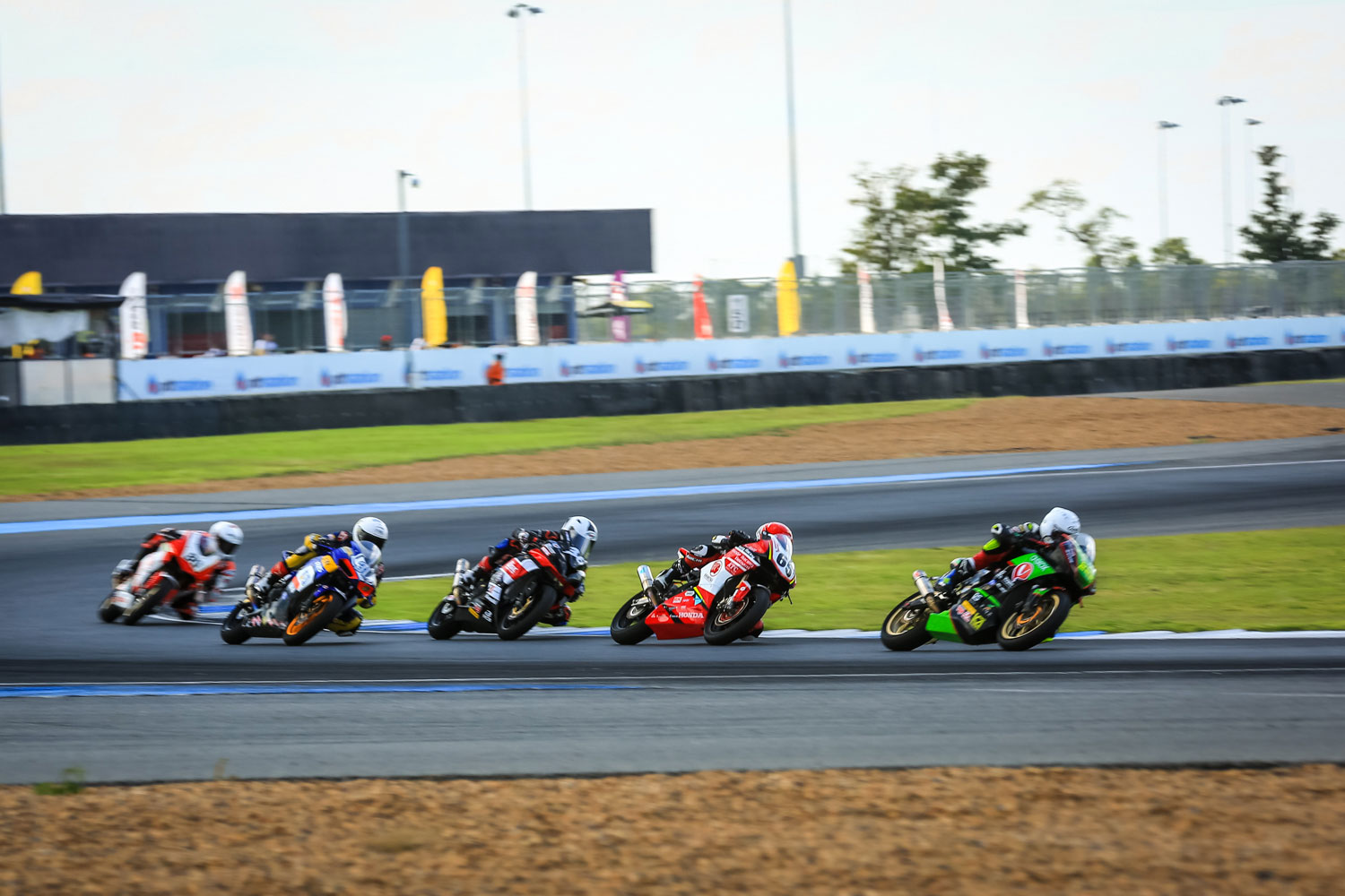 Cuộc tranh tài ở hạng mục AP250