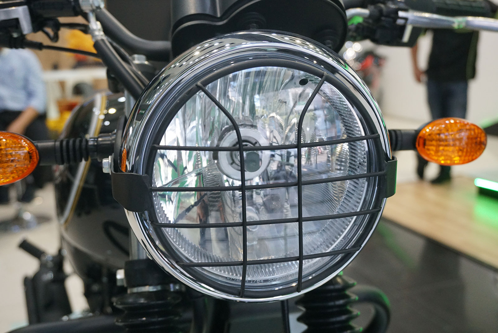 Lưới che trang trí đèn pha