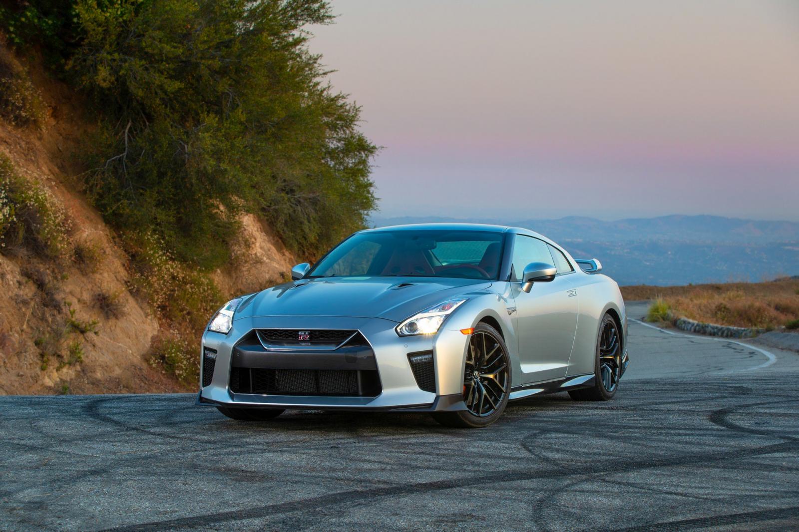 Nissan GT-R 2019 được coi là siêu xe giá mềm Nissan GT-R 2019 được coi là siêu xe giá mềm