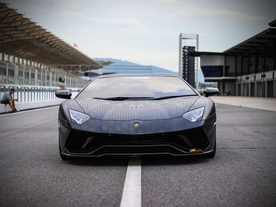 Lamborghini Aventador SVJ lần đầu ra mắt tại thị trường Đông Nam Á