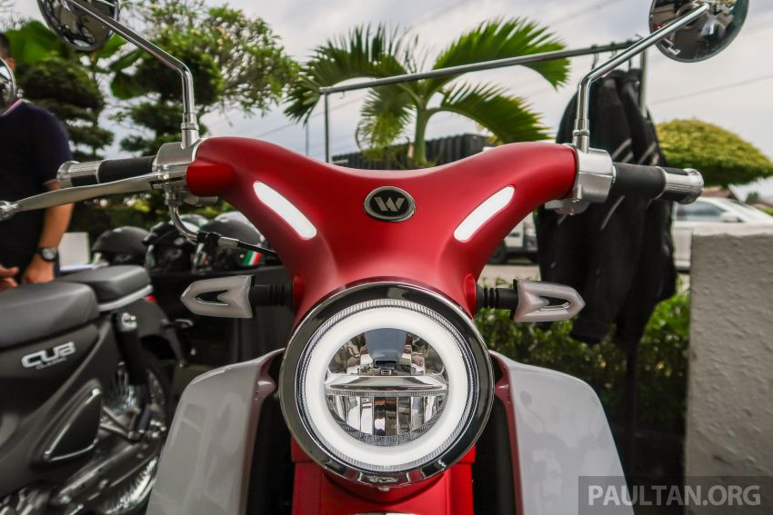 Đèn pha, đèn định vị và đèn xinhan của Cub Classic đều ứng dụng công nghệ LED Đèn pha, đèn định vị và đèn xinhan của Cub Classic đều ứng dụng công nghệ LED