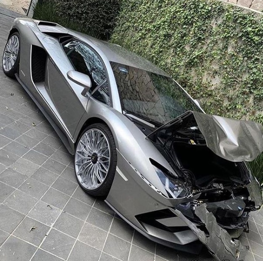 Hình ảnh chiếc siêu xe Lamborghini Aventador S được đăng lên mạng xã hội