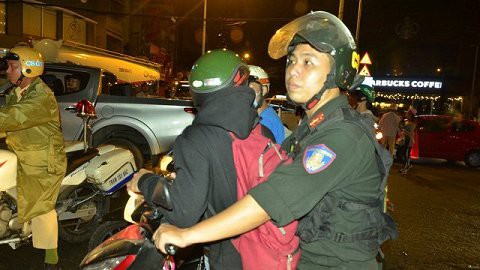 Huy động 100% lực lượng CSGT chống bão trận bán kết AFF Cup 2018 ở TP.HCM