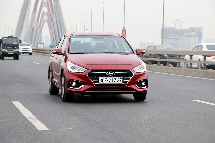 Mẫu sedan hạng B Accent của Hyundai đang vươn lên khá mạnh mẽ trong những tháng gần đây Mẫu sedan hạng B Accent của Hyundai đang vươn lên khá mạnh mẽ trong những tháng gần đây