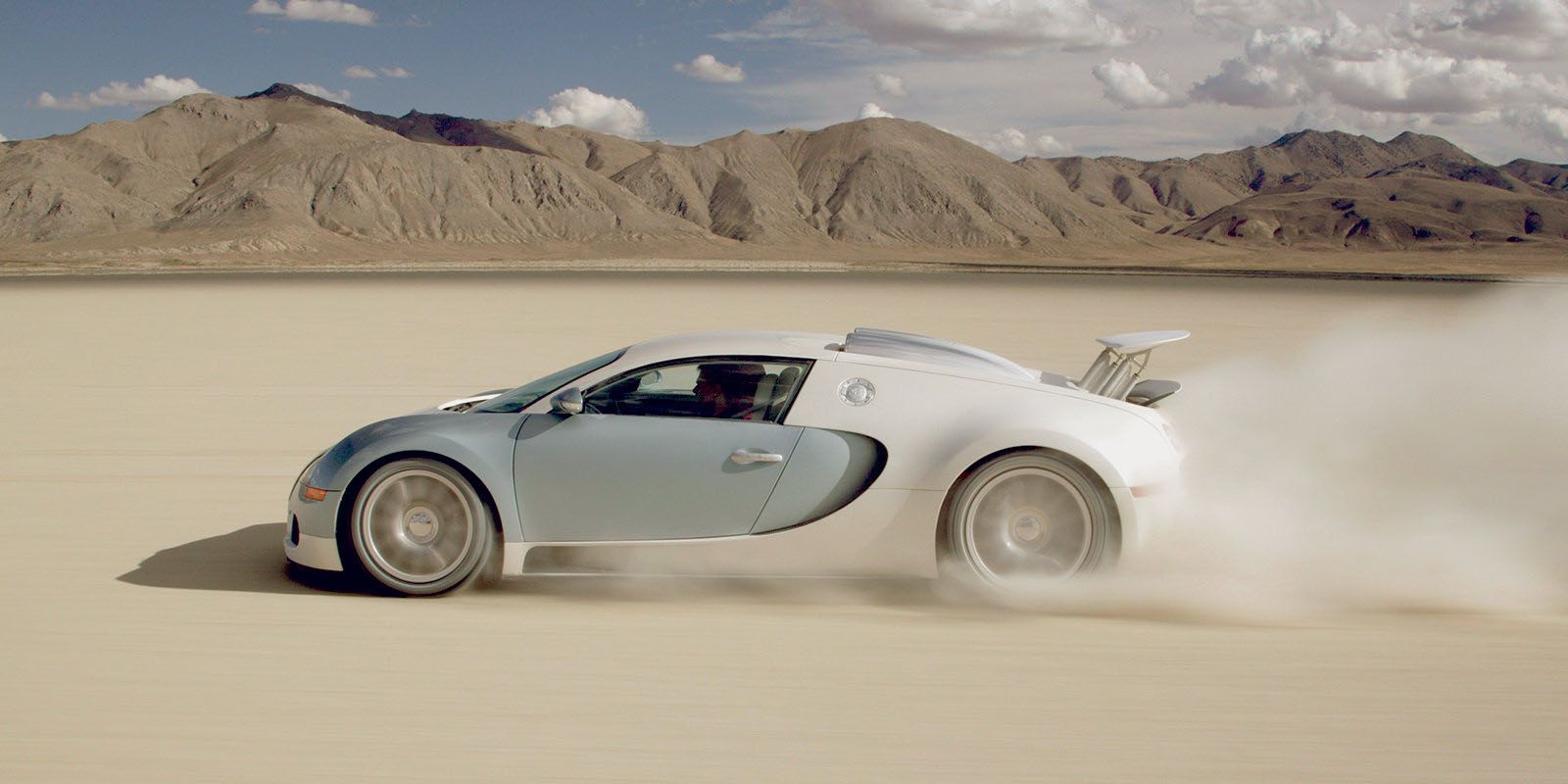 Không chỉ đắt đỏ, Bugatti Veyron còn có chi phí bảo dưỡng, sửa chữa cắt cổ