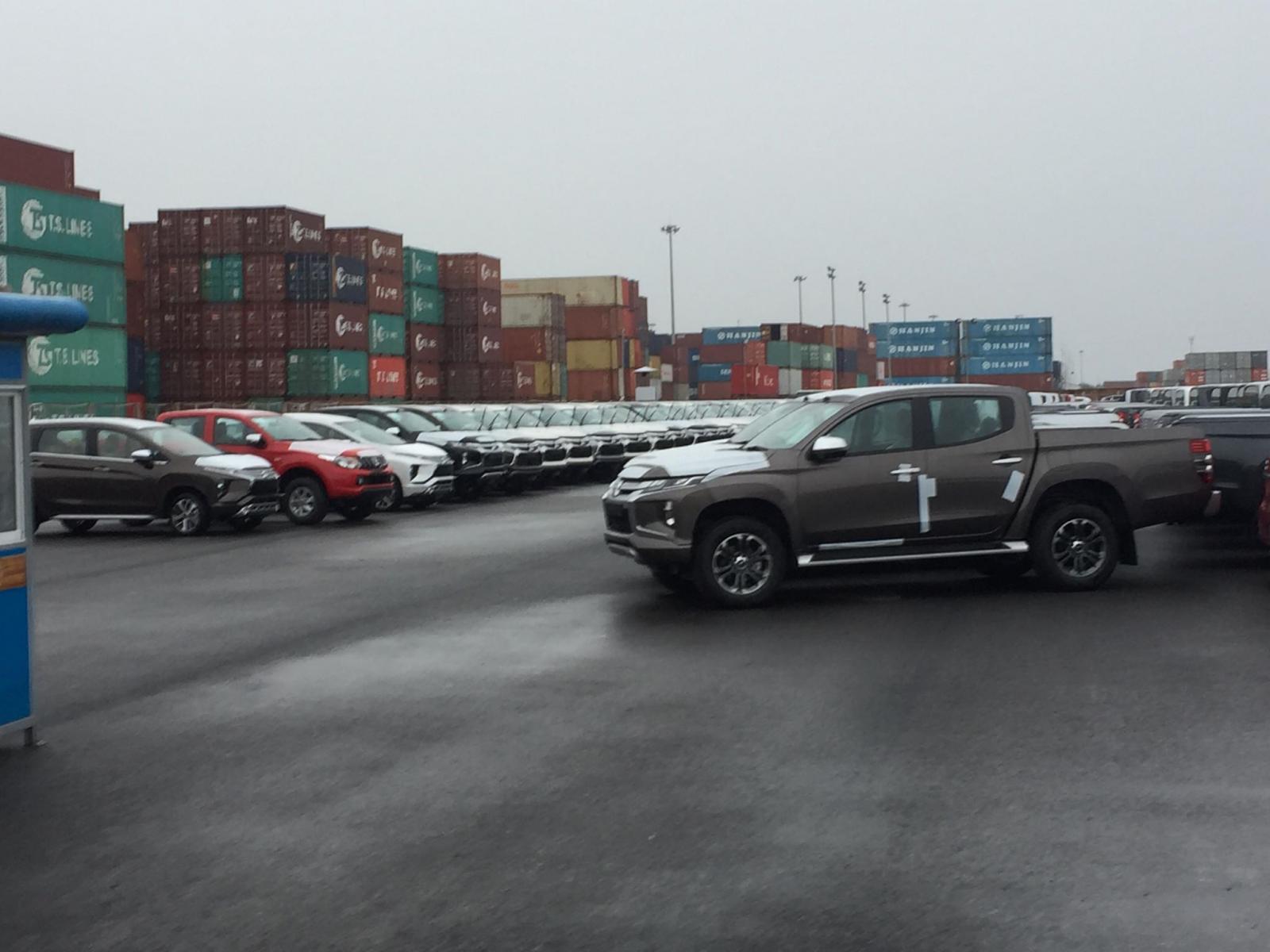 Lô hàng đầu tiên của Mitsubishi Triton 2019 đã cập cảng Việt, chuẩn bị được ra mắt
