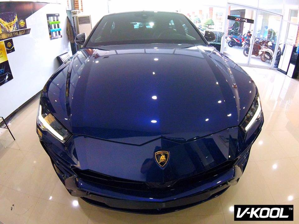 Không kém cạnh Việt Nam và Campuchia, Lào cũng đã có siêu SUV Lamborghini Urus