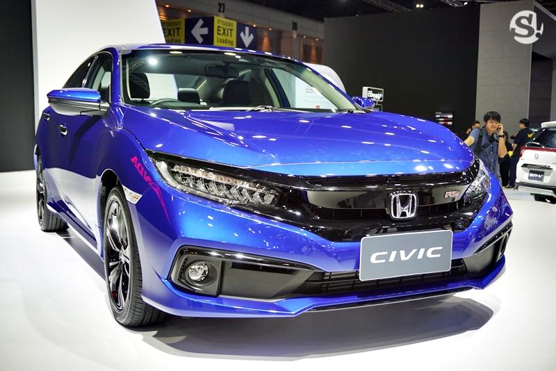 Cận cảnh thiết kế đầu xe của Honda Civic 2019