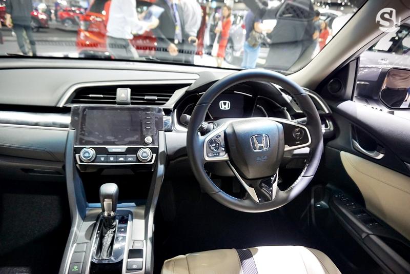 Nội thất bên trong Honda Civic 2019