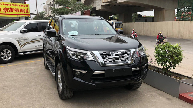 Nissan Terra bản số sàn mang động cơ diesel đã có mặt tại Hà Nội, giá khoảng 986 triệu đồng Nissan Terra bản số sàn mang động cơ diesel đã có mặt tại Hà Nội, giá khoảng 986 triệu đồng