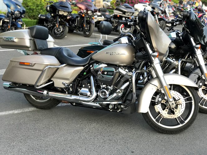 Dàn xe Harley-Davidson được bày ở khư vực riêng Dàn xe Harley-Davidson được bày ở khư vực riêng