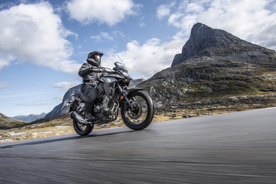 Honda CB500X sẽ êm ái và mạnh mẽ hơn phiên bản cũ Honda CB500X sẽ êm ái và mạnh mẽ hơn phiên bản cũ