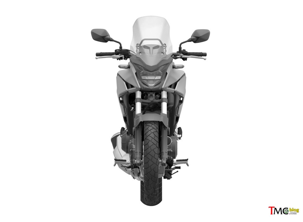 Đầu xe, bộ đèn pha đơn được giữ nguyên, các phần nhựa xung quanh được thay đổi bằng các nét cắt xẻ chéo hơn cho cảm giác khí động học và hút gió tốt hơn so với hốc gió của phiên bản cũ. Đầu xe, bộ đèn pha đơn được giữ nguyên, các phần nhựa xung quanh được thay đổi bằng các nét cắt xẻ chéo hơn cho cảm giác khí động học và hút gió tốt hơn so với hốc gió của phiên bản cũ.