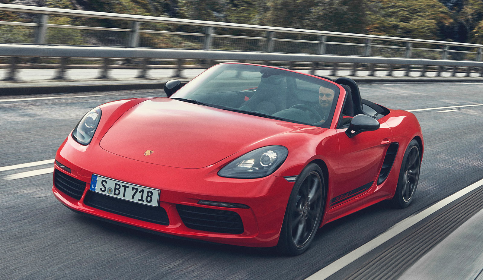 Hai mẫu xe Porsche mới dùng chung động cơ xăng 4 xi-lanh phẳng, tăng áp, dung tích 2.0 lít tiêu chuẩn Hai mẫu xe Porsche mới dùng chung động cơ xăng 4 xi-lanh phẳng, tăng áp, dung tích 2.0 lít tiêu chuẩn