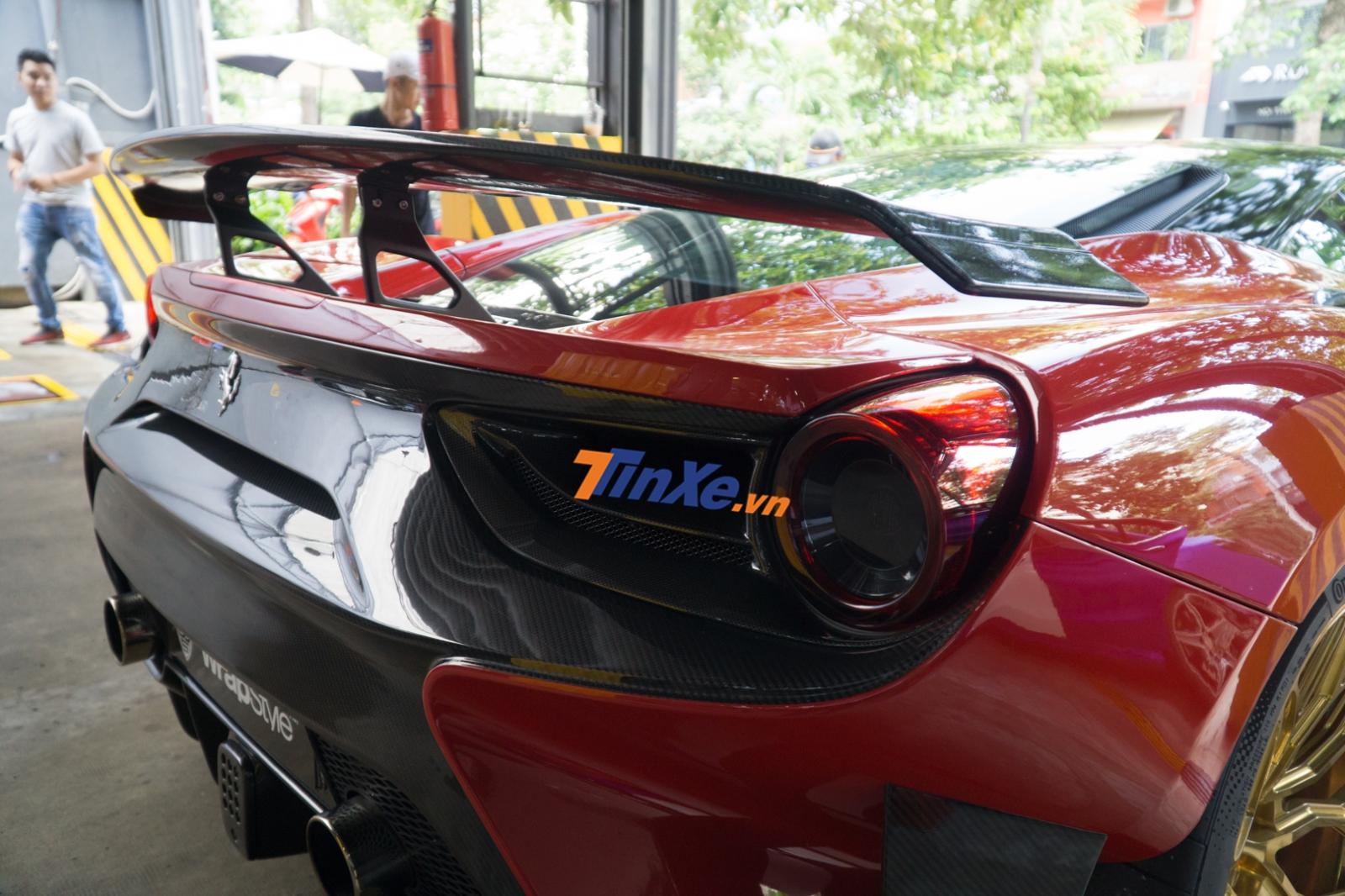 Cánh lướt gió mới bằng sợi carbon Cánh lướt gió mới bằng sợi carbon