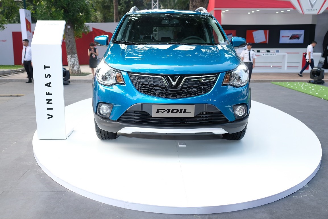 Lộ trình điều chỉnh giá 3 Không cho xe máy điện và ô tô VinFast trong năm 2019