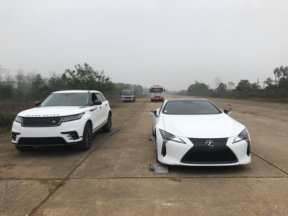 Coupe hạng sang Lexus LC 500h đầu tiên tại Việt Nam