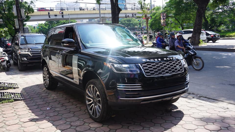  Range Rover Autobiography LWB 2018 nhập ngoài này có giá đến 14 tỷ đồng