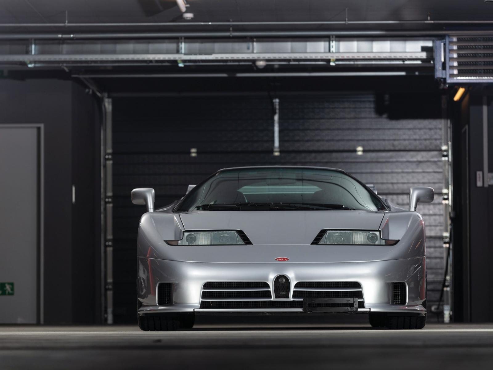 Quên Chiron đi, Bugatti EB110 Super Sport có thể là mẫu xe rất đáng thèm khát với giới nhà giàu triệu phú Quên Chiron đi, Bugatti EB110 Super Sport có thể là mẫu xe rất đáng thèm khát với giới nhà giàu triệu phú