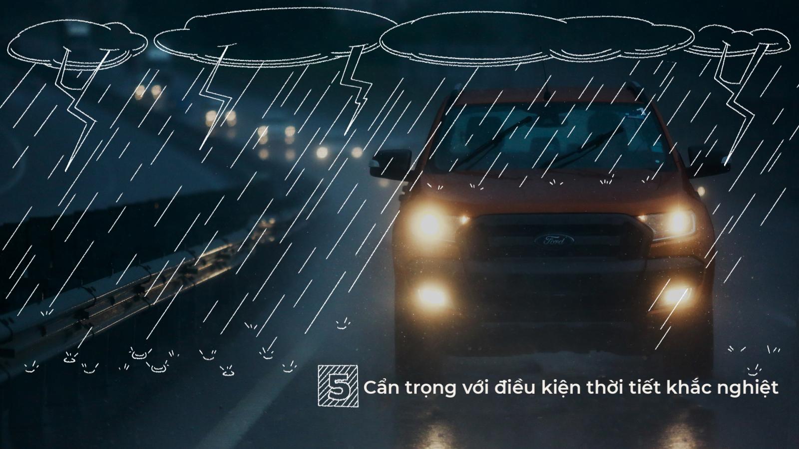 Thời tiết thay đổi khiến lái xe cũng cần phải luôn thích ứng cách lái cho phù hợp.