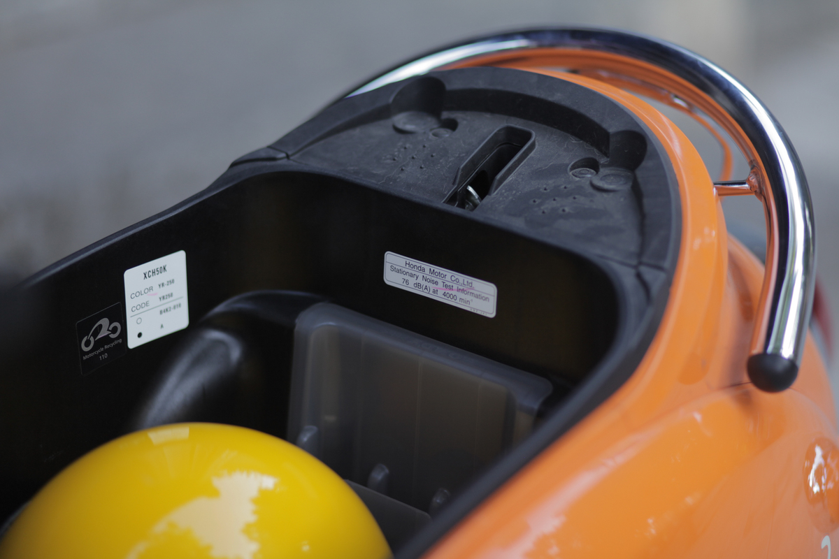 Cốp xe 20 lít Cốp xe 20 lít