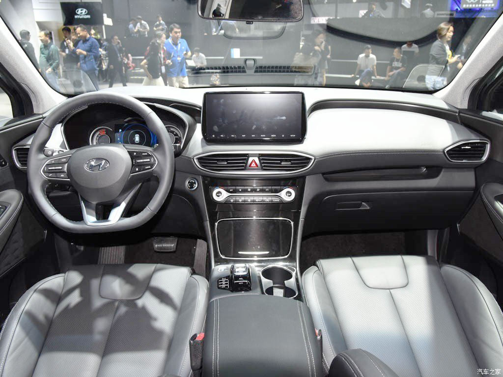 Thiết kế nội thất của Hyundai Santa Fe 2019 phiên bản Trung Quốc Thiết kế nội thất của Hyundai Santa Fe 2019 phiên bản Trung Quốc