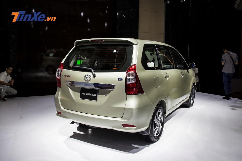 Thiết kế đuôi xe của Toyota Avanza 2018
