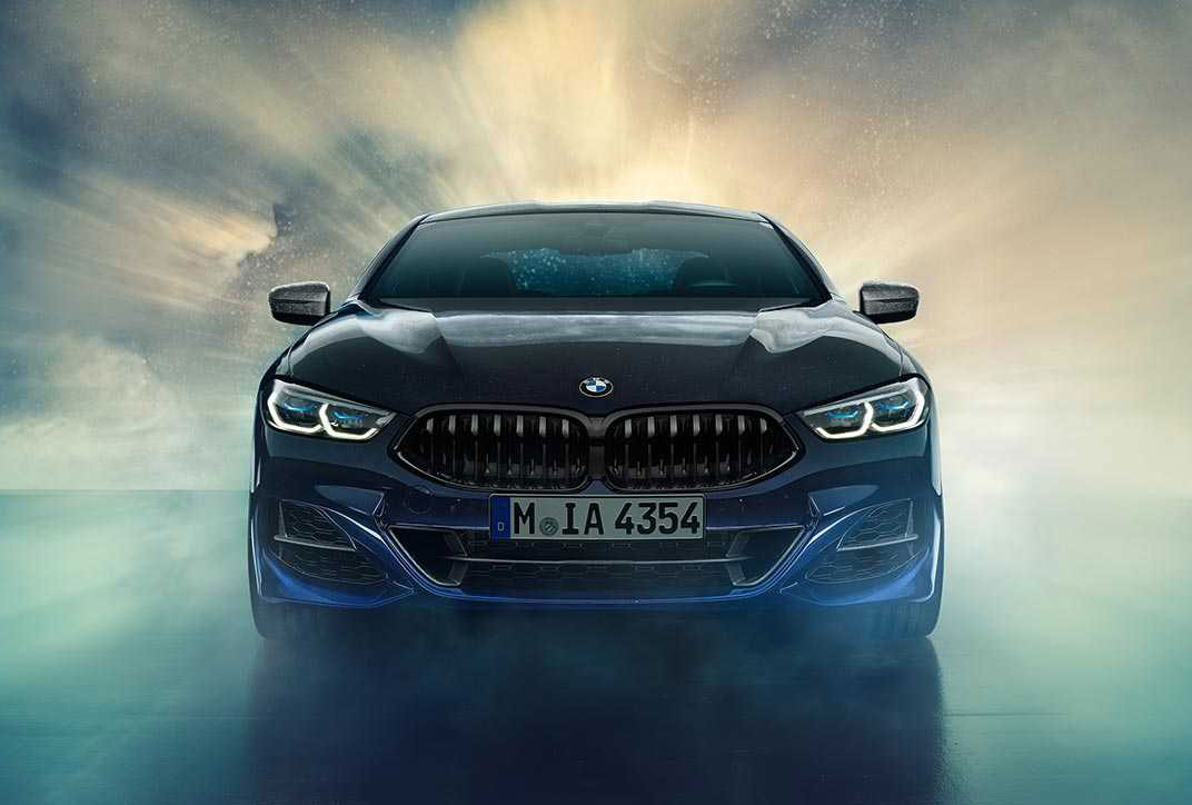 Cận cảnh đầu xe của BMW M850i Night Sky