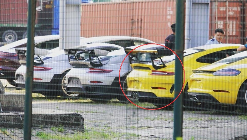 Siêu xe Porsche 911 GT3 RS đời 2019 đầu tiên cập bến tại Việt Nam