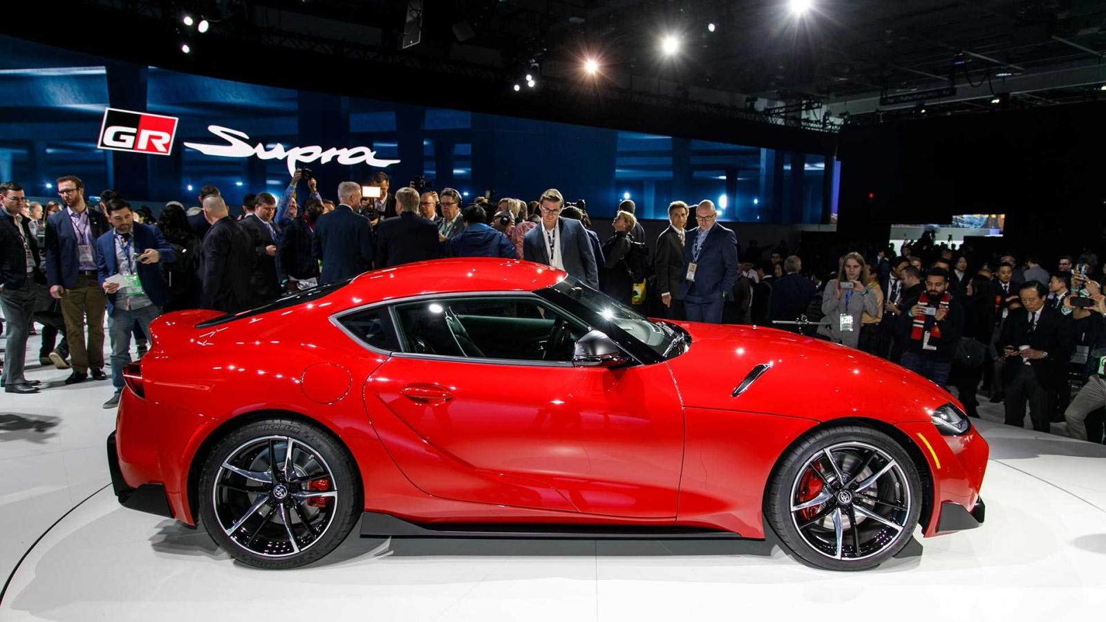 Toyota GR Supra 2020 được trang bị vành 19 inch