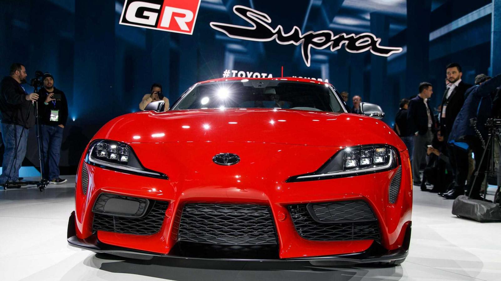 Cận cảnh thiết kế đầu xe của Toyota GR Supra 2020