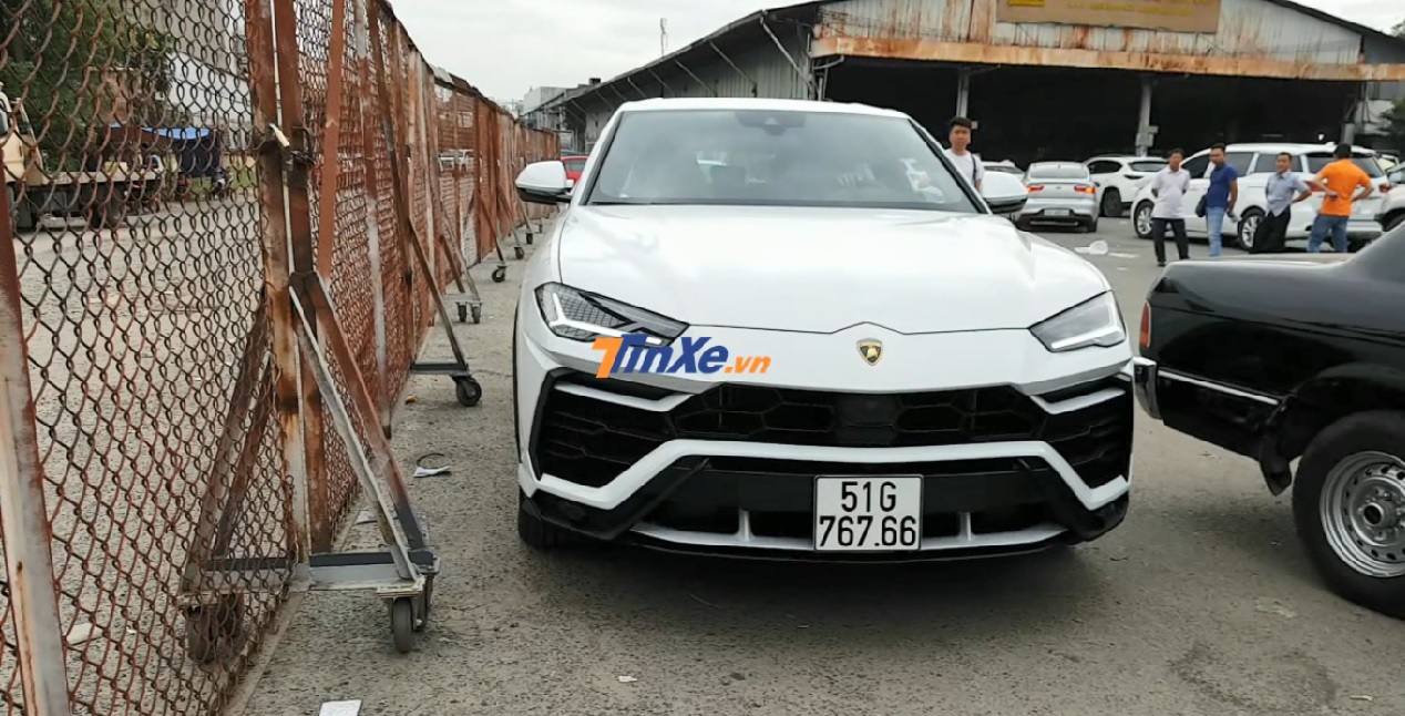 Lamborghini Urus của Minh Nhựa đã có biển số