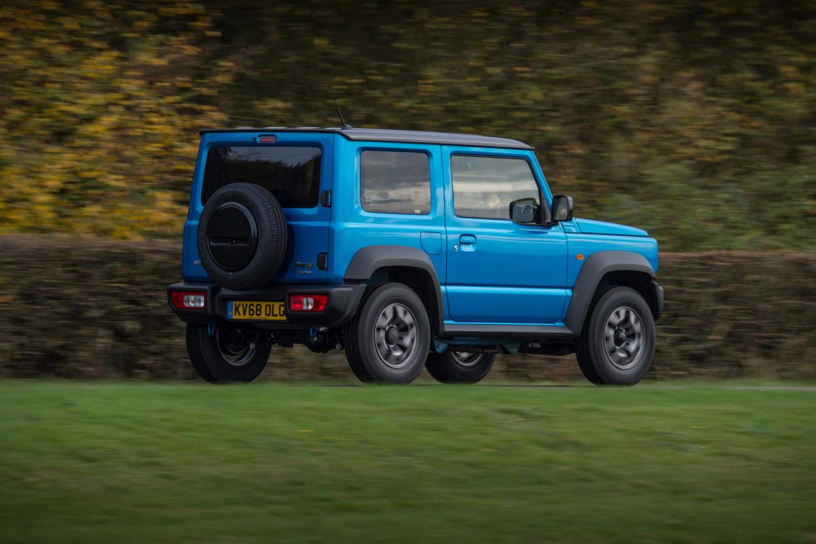 Suzuki Jimny 2019 dùng động cơ xăng 1,5 lít