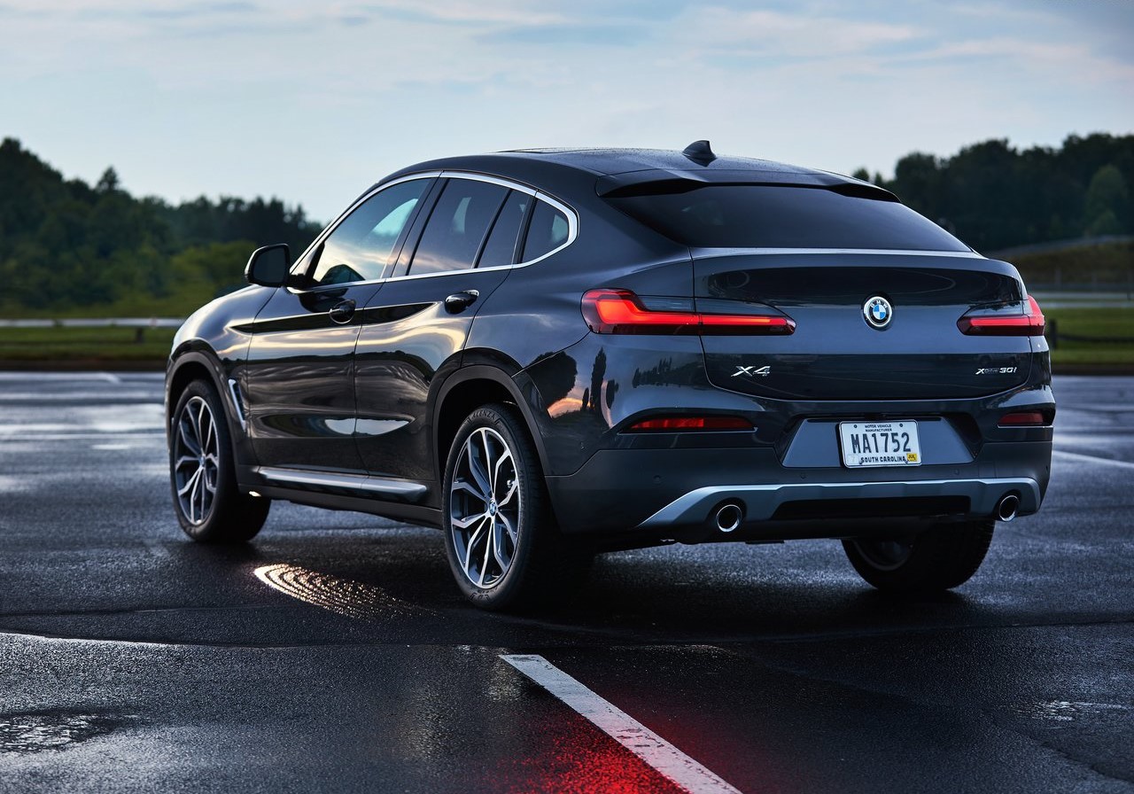 Thiết kế đuôi sau của BMW X4 2019